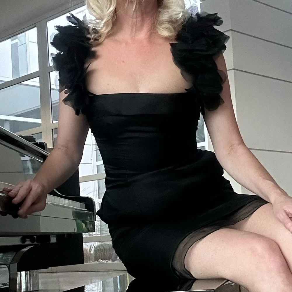 Dolce & Gabbana Elegant Black Ruffled Dress IT40  US 2-4 $1,500 D&G - Picture 3 of 3